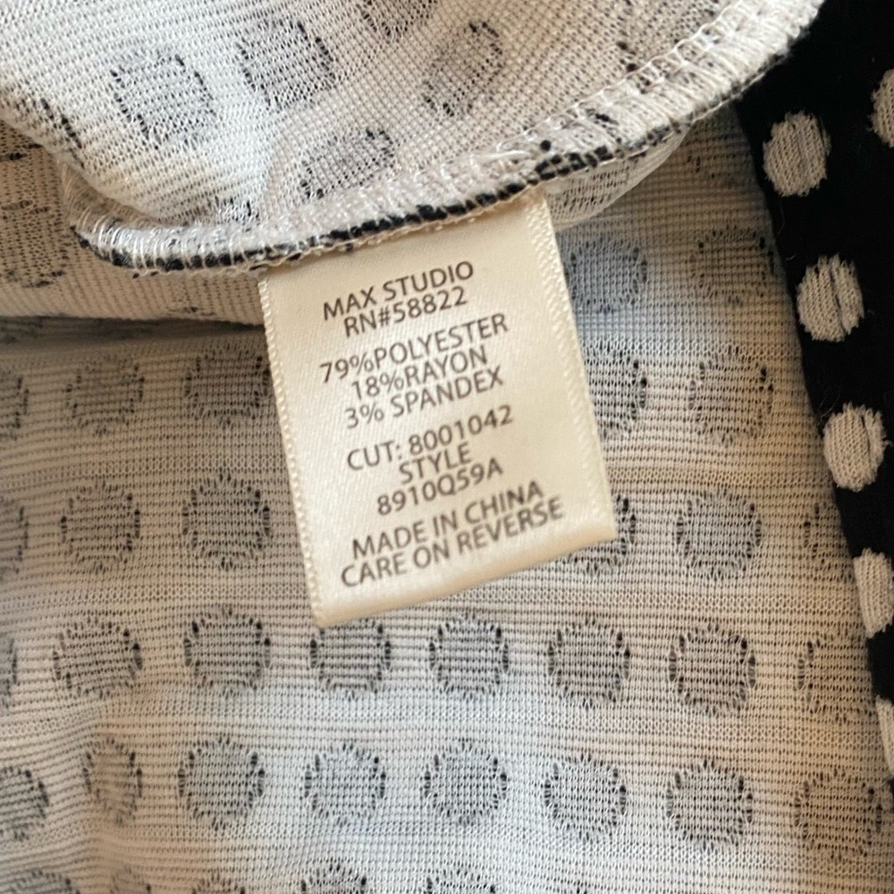Max Studio Fit and Flare Sweater Dress - XS - EUC - Picture 3 of 6